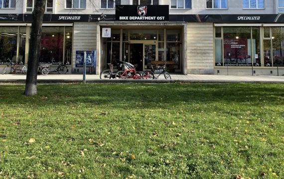 Laden_2022_04